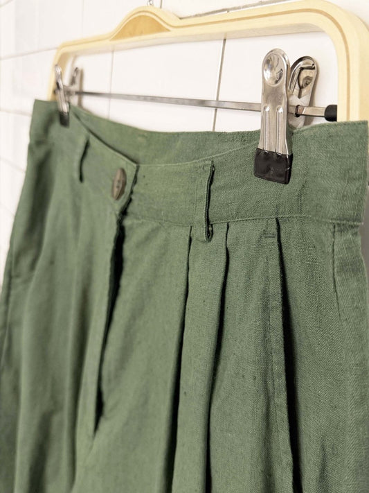 vintage 90s bill blass linen-blend pleated trouser shorts | blasssport - good market thrift store