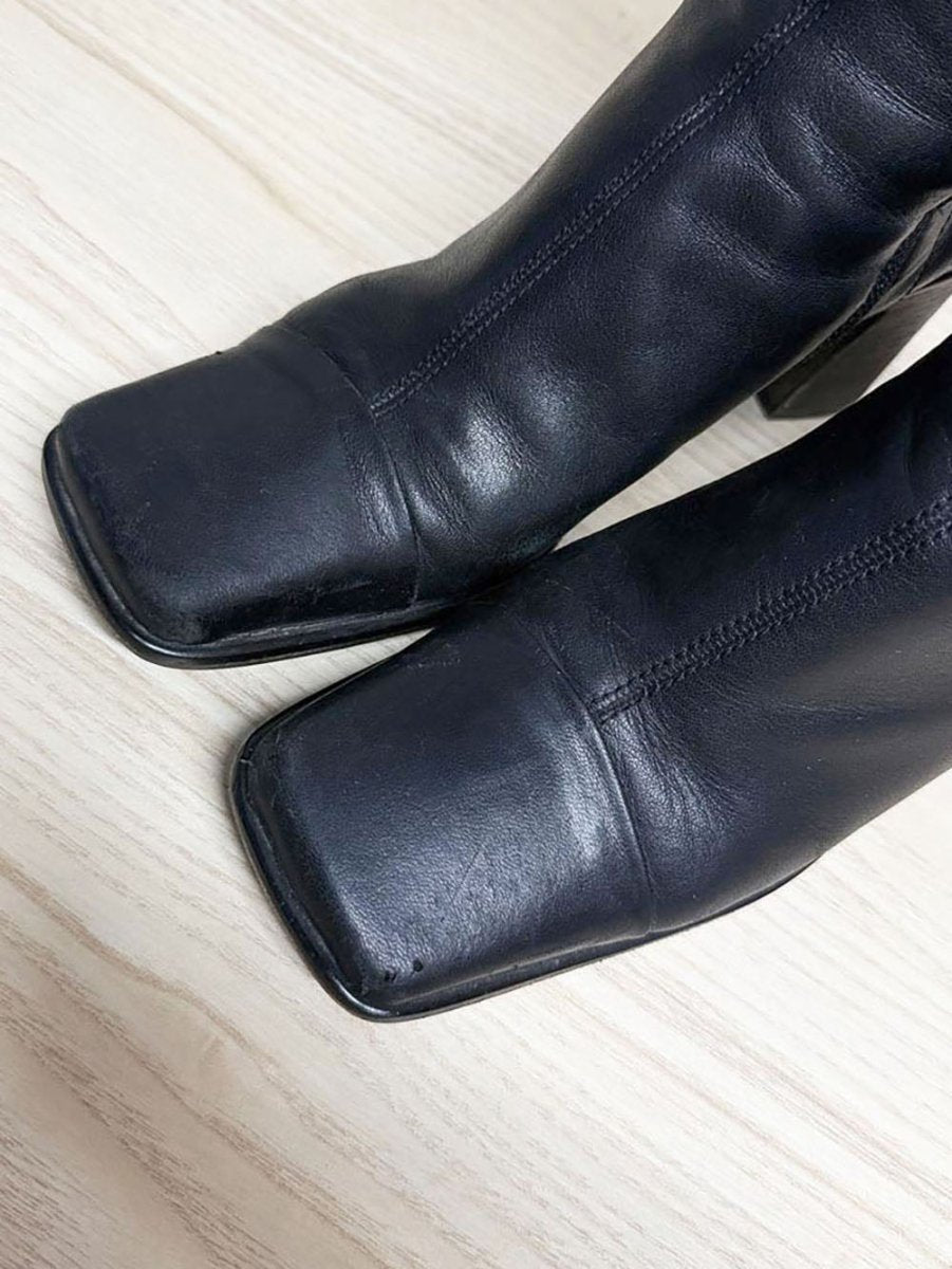 vintage 90s bravo browns leather square toe low heeled boot | made in Italy - good market thrift store