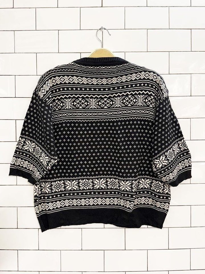 vintage 90s british khaki snowflake fair isle boxy knit sweater | robert lighton - good market thrift store