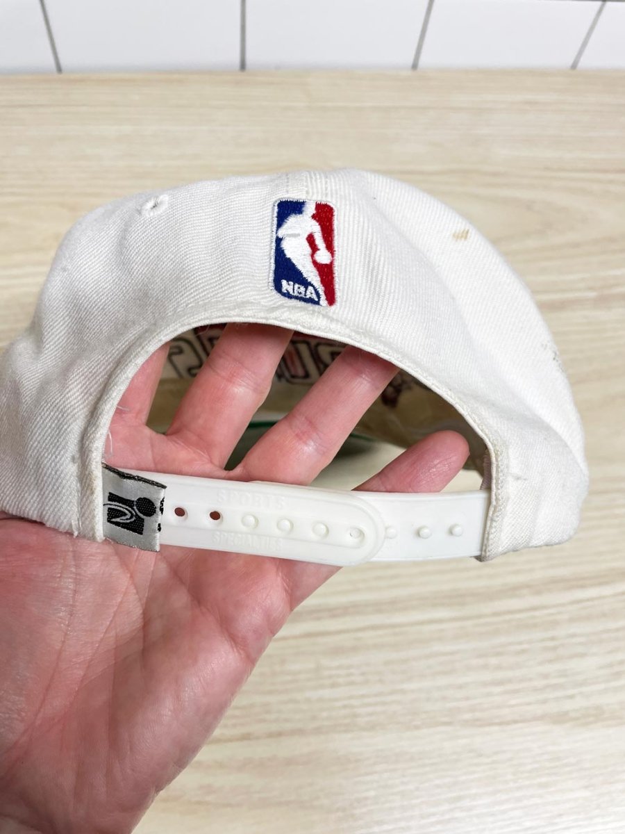 vintage 90s chicago bulls NBA snap back hat | sports specialties - good market thrift store