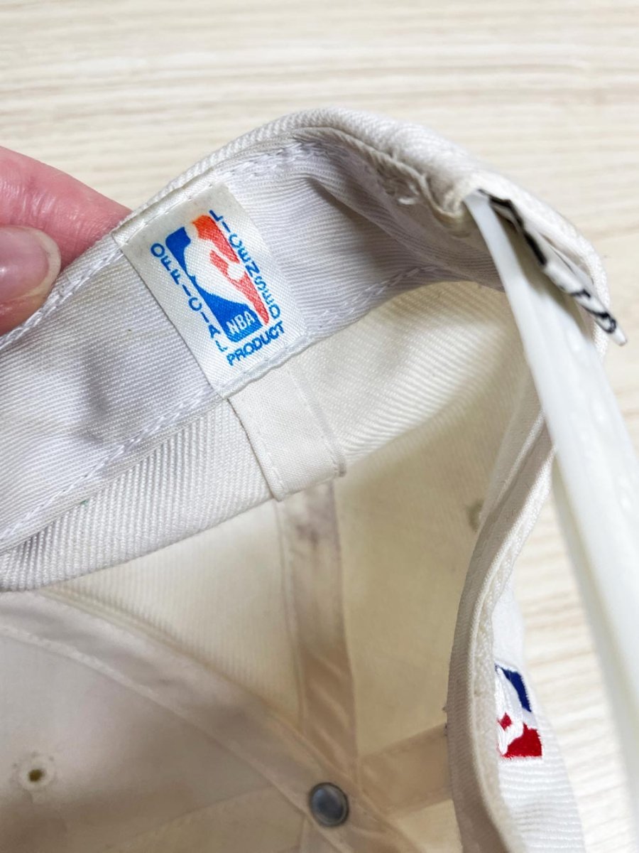 vintage 90s chicago bulls NBA snap back hat | sports specialties - good market thrift store