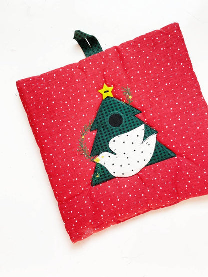 vintage 90s elco home quilted holiday pot trivet - good market thrift store