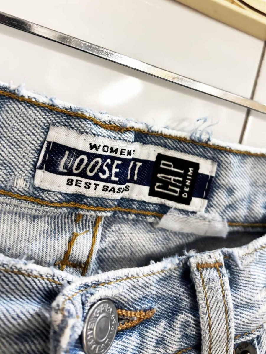 vintage 90s gap denim loose fit jeans - good market thrift store