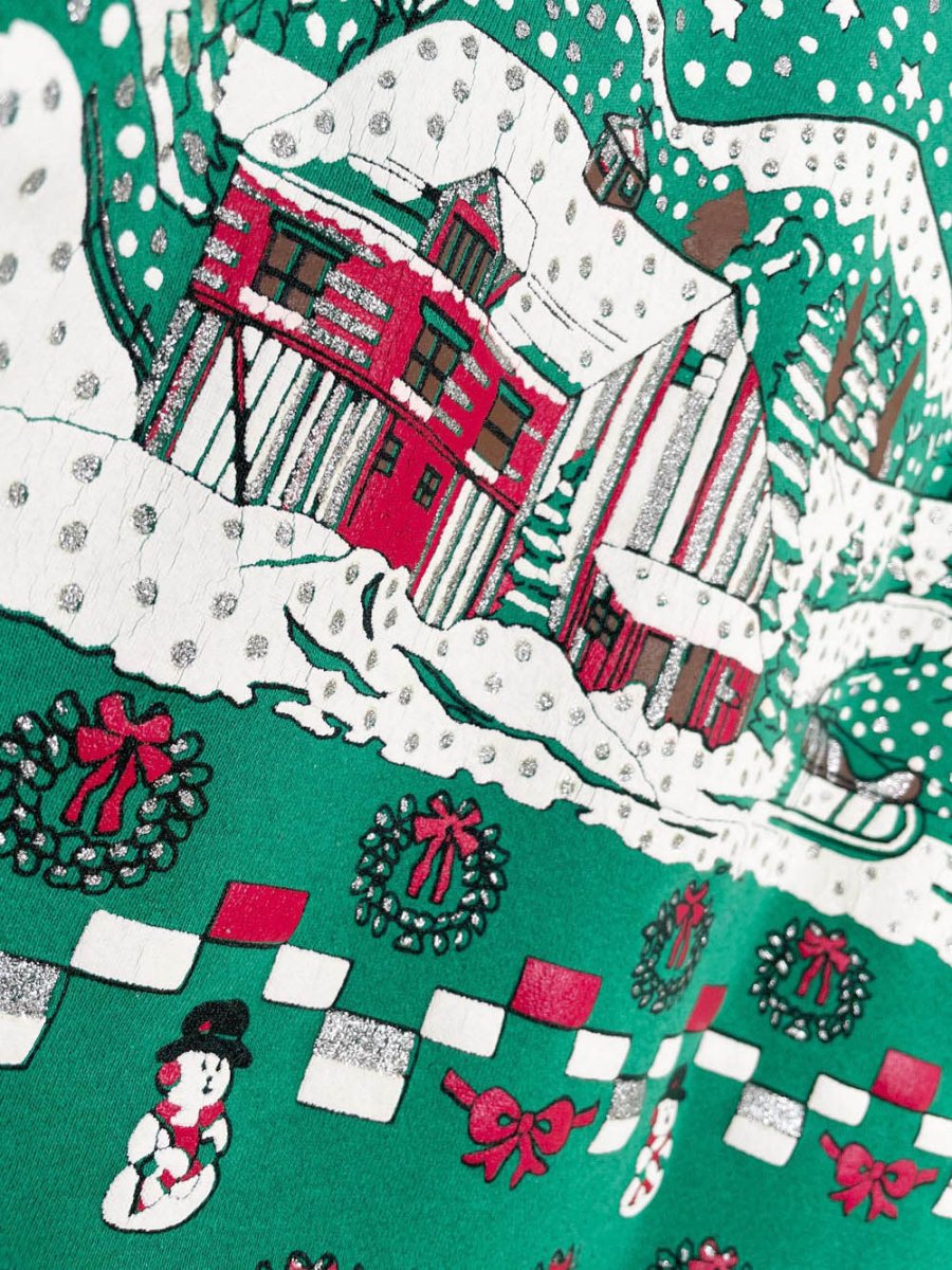 vintage 90s holiday village scene puff graphic sweatshirt | made in USA | collections plus - good market thrift store