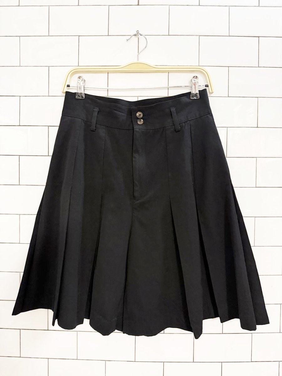 vintage 90s jacob 100% wool pleated trouser shorts | made in Canada - good market thrift store