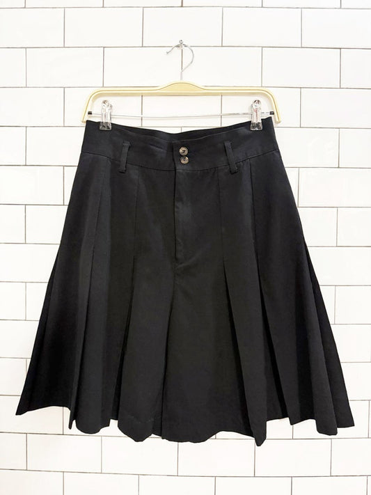 vintage 90s jacob 100% wool pleated trouser shorts | made in Canada - good market thrift store