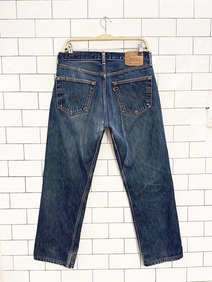 vintage 90s levi's 501 straight leg jeans | made in Canada - good market thrift store