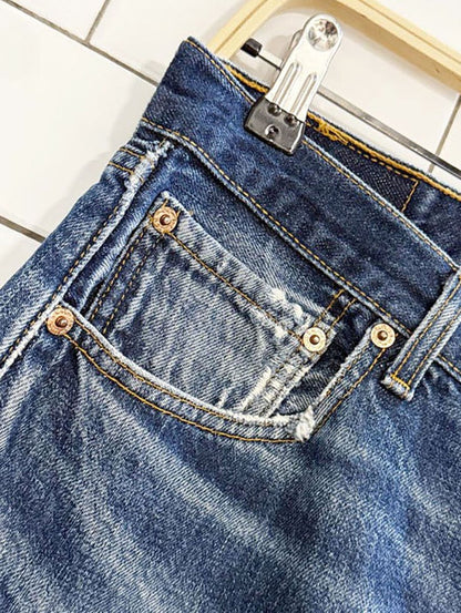 vintage 90s levi's 501 straight leg jeans | made in Canada - good market thrift store