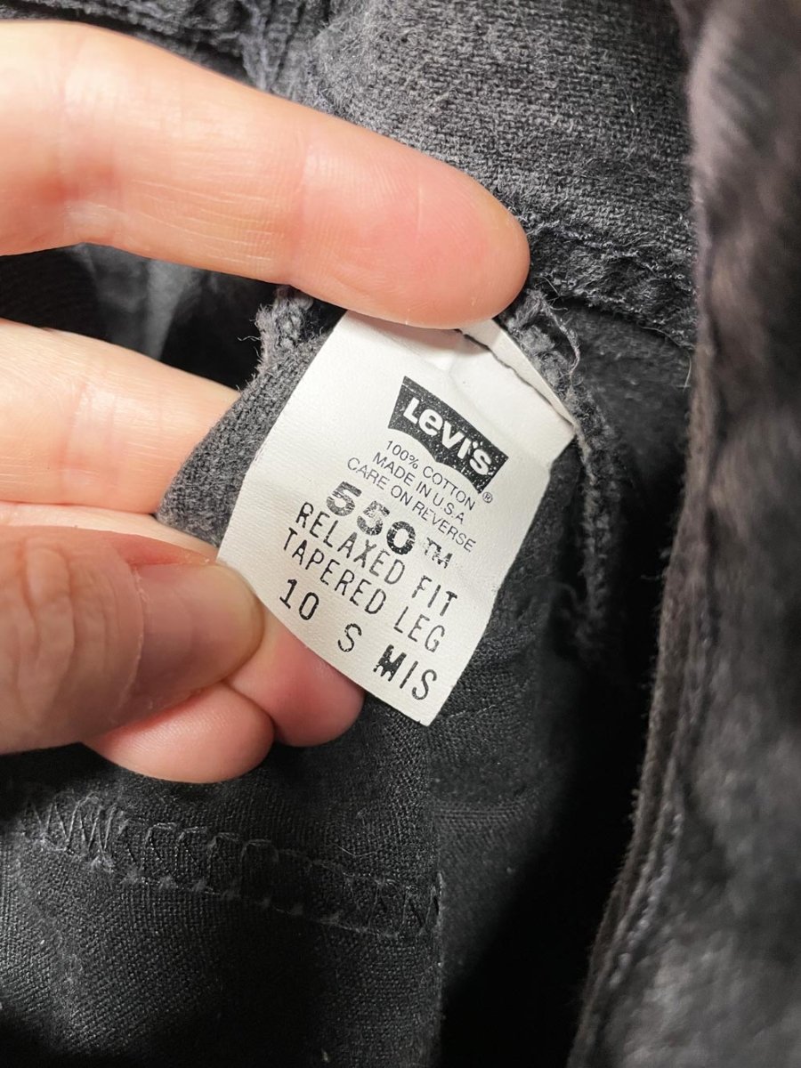 vintage 90s levi's 550 relaxed fit jeans - good market thrift store