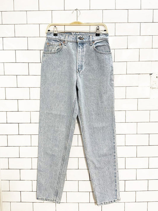 vintage 90s levi's 550 relaxed fit jeans | made in USA - good market thrift store