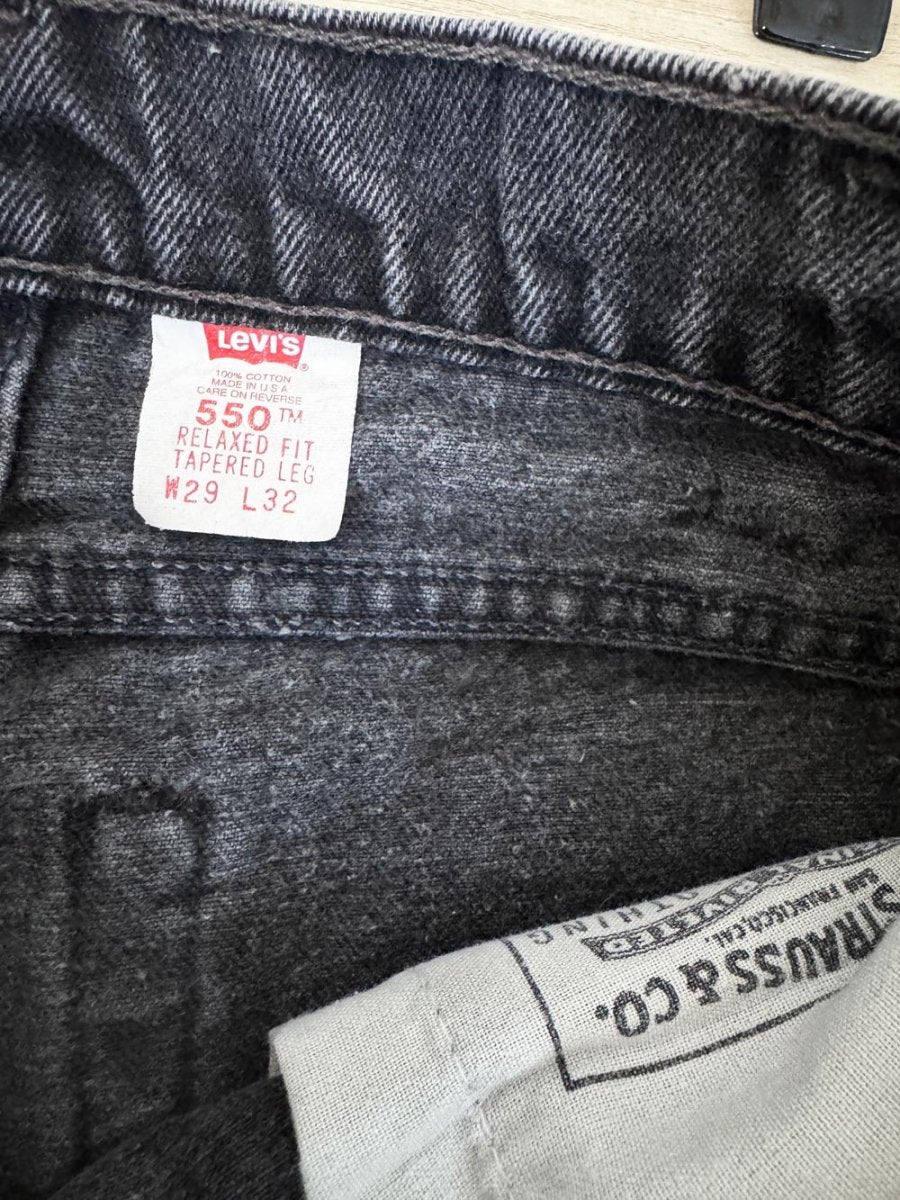 vintage 90s levi's 550 relaxed fit jeans | made in USA - good market thrift store