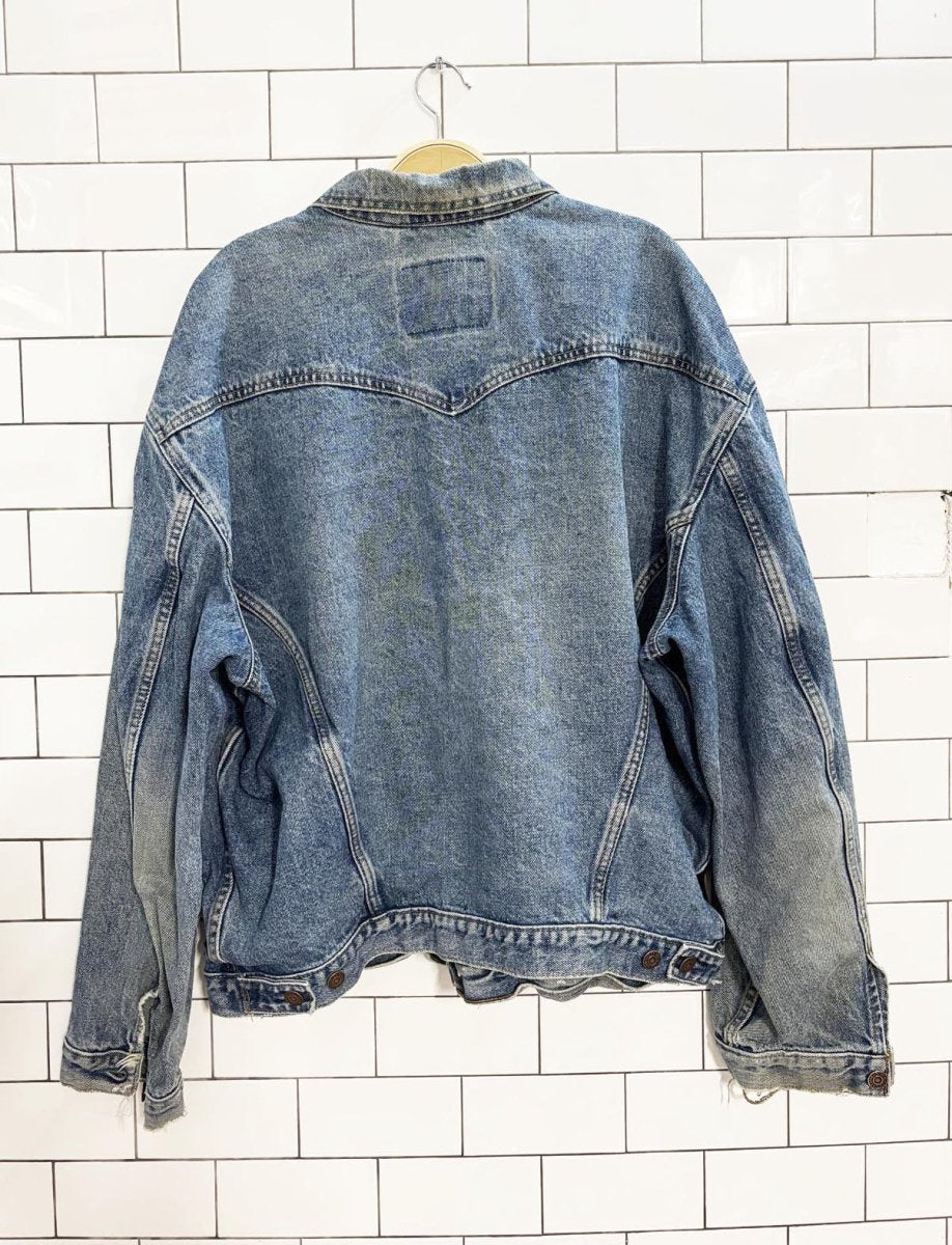 vintage 90s levis distressed denim trucker jacket - good market thrift store