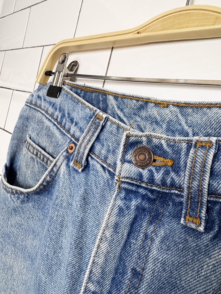 vintage 90s levi's orange tab straight fit jeans | light wash - good market thrift store