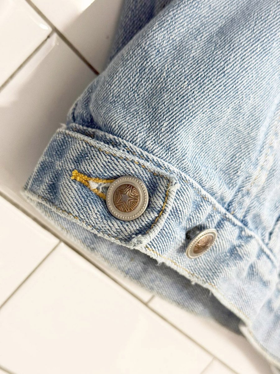 vintage 90s manager cropped denim jacket - good market thrift store