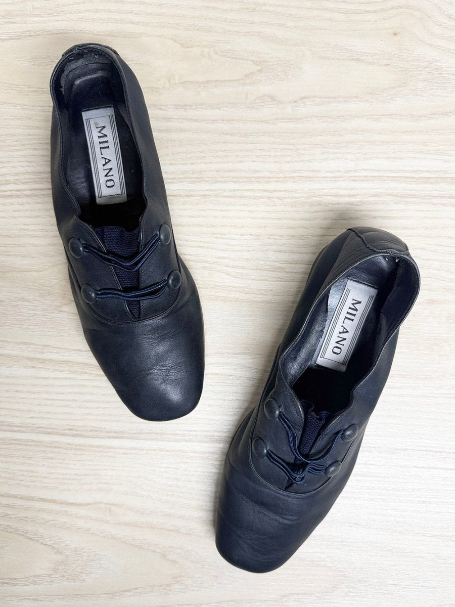 vintage 90s milano leather slip on shoe - good market thrift store