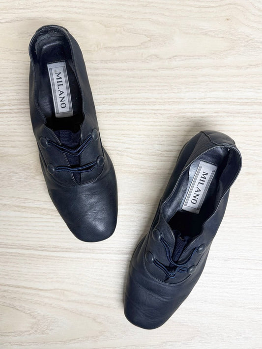 vintage 90s milano leather slip on shoe - good market thrift store