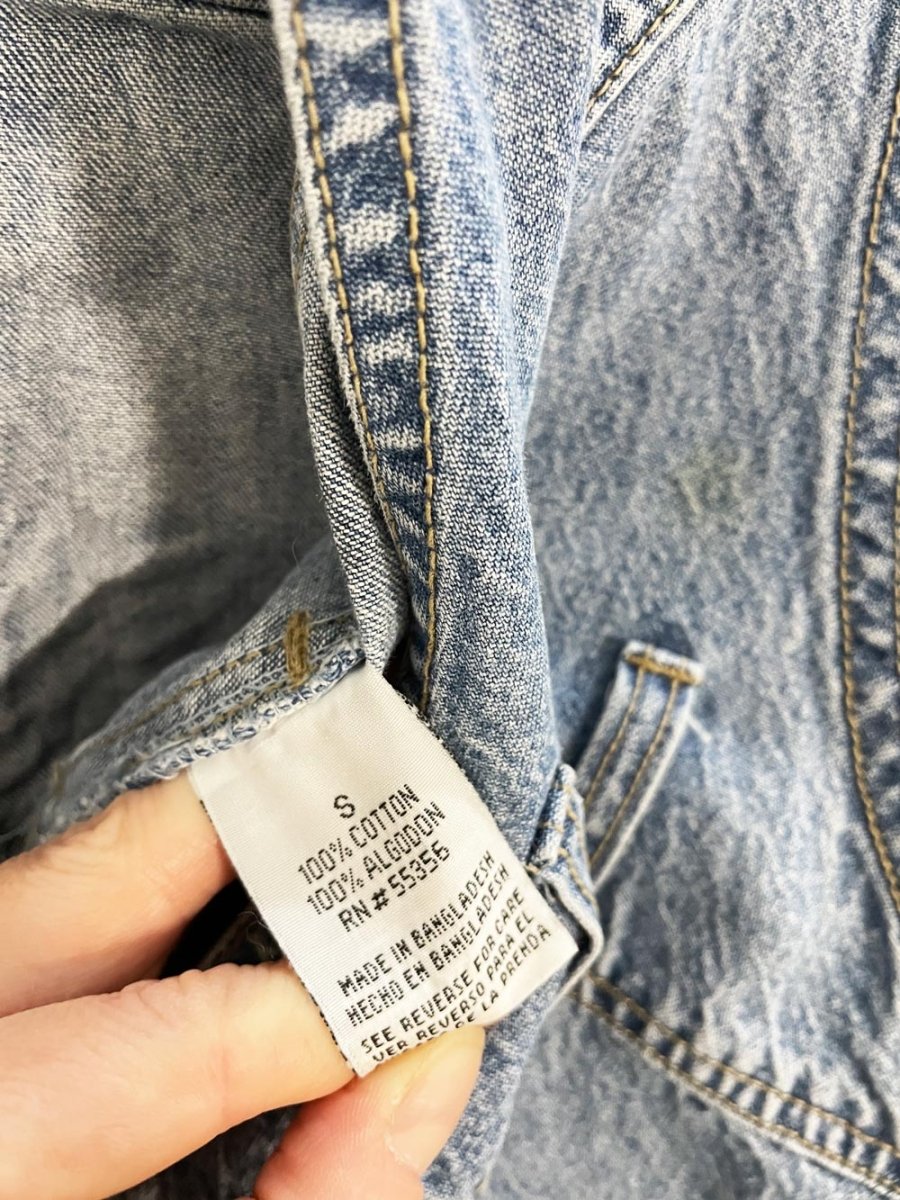 vintage 90s no boundaries embroidered butterfly denim overall shorts - good market thrift store