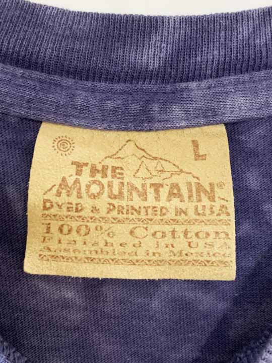 vintage 90s the mountain tie dye kitten pocket tee - good market thrift store