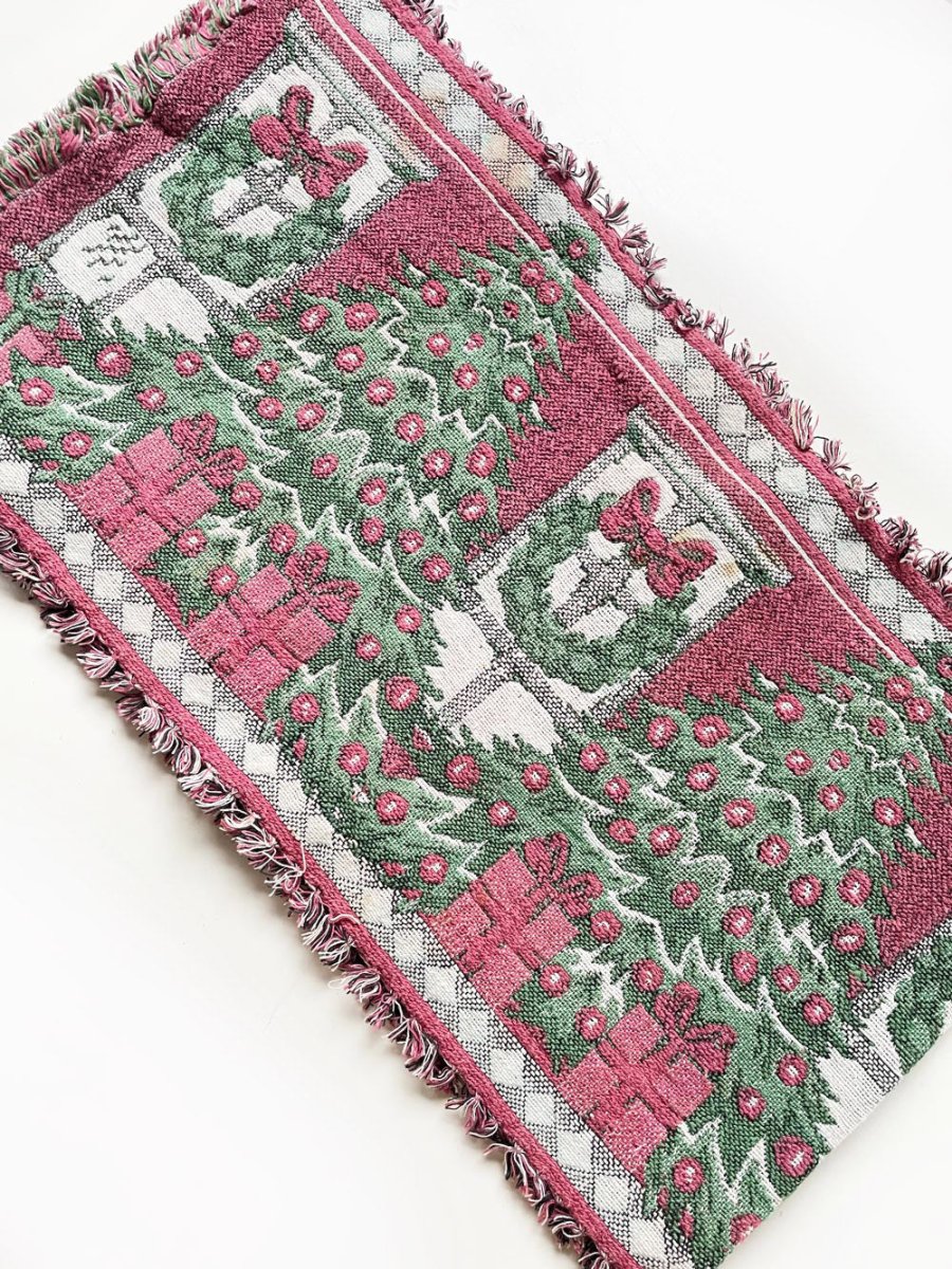 vintage 90s tree + wreaths woven table runner - good market thrift store