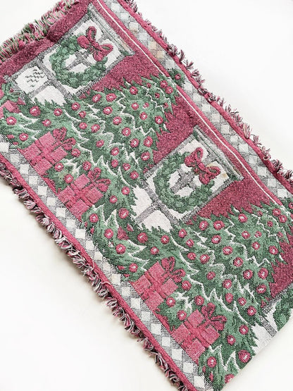 vintage 90s tree + wreaths woven table runner - good market thrift store