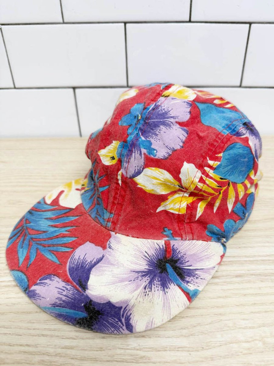 vintage 90s wendy's tropical snapback promo cap - good market thrift store
