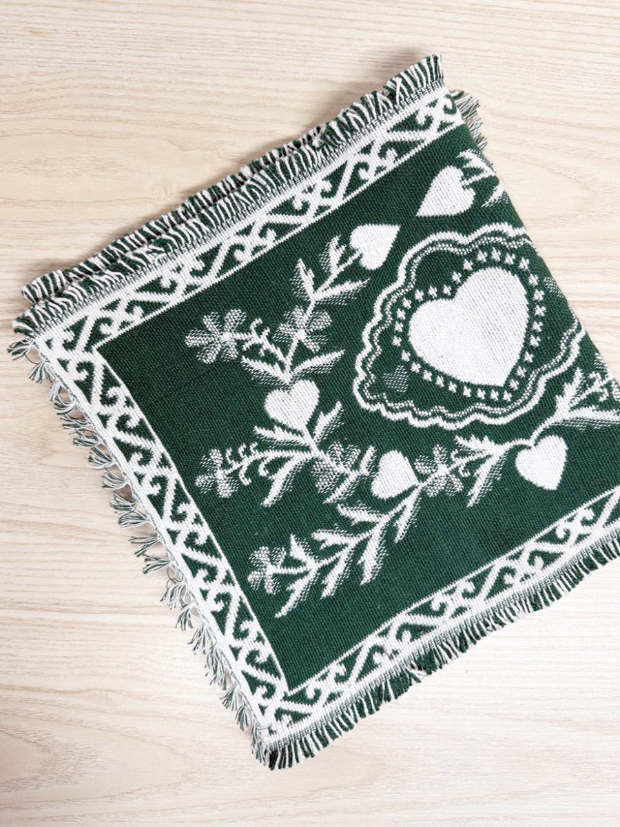 vintage 90s woven heart table runner - good market thrift store