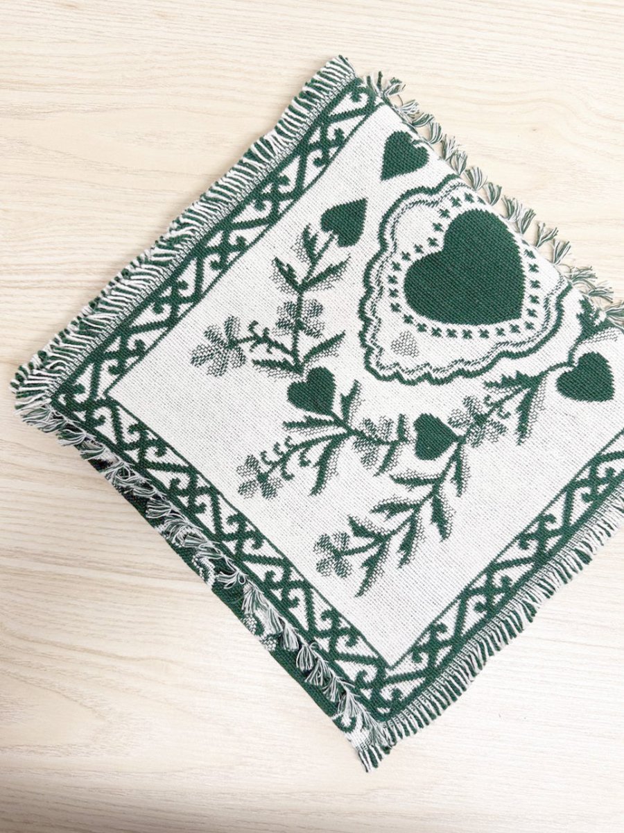 vintage 90s woven heart table runner - good market thrift store