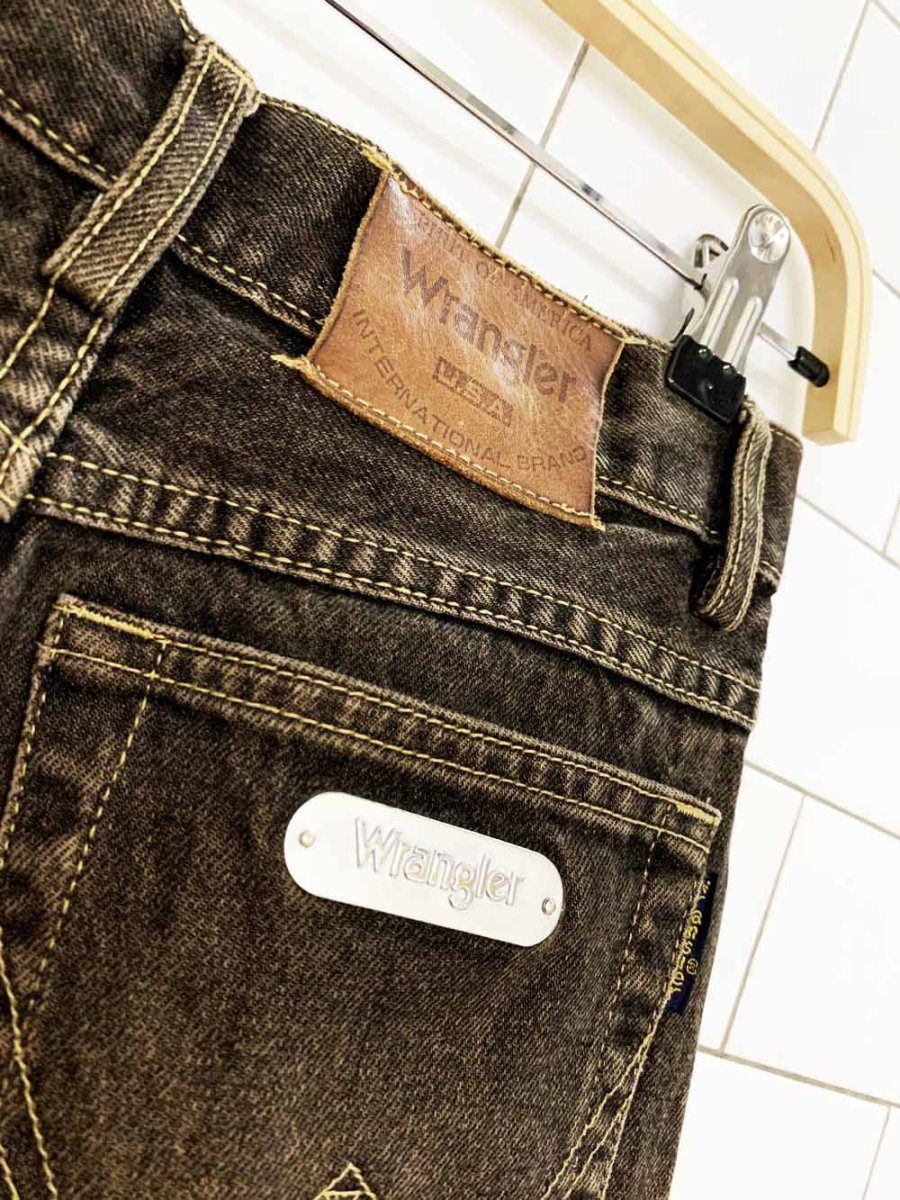 vintage 90s wrangler tapered mom jeans | made in usa - good market thrift store