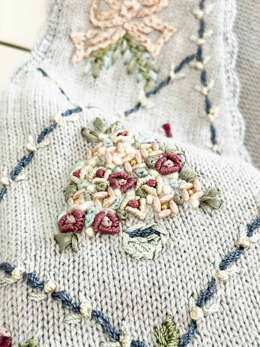 vintage alyssa brooke embroidered ribbon trees + wreaths holiday knit vest - good market thrift store