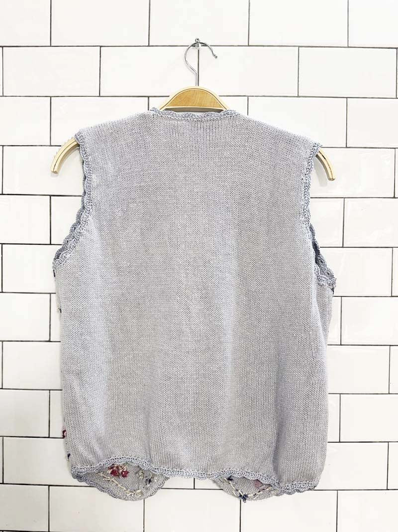 vintage alyssa brooke embroidered ribbon trees + wreaths holiday knit vest - good market thrift store