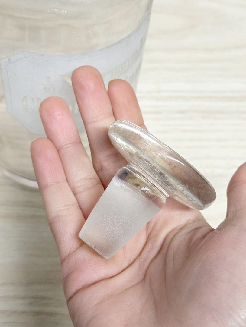 vintage apothecary glass bottle | 1/10 normal chloranatrium - good market thrift store