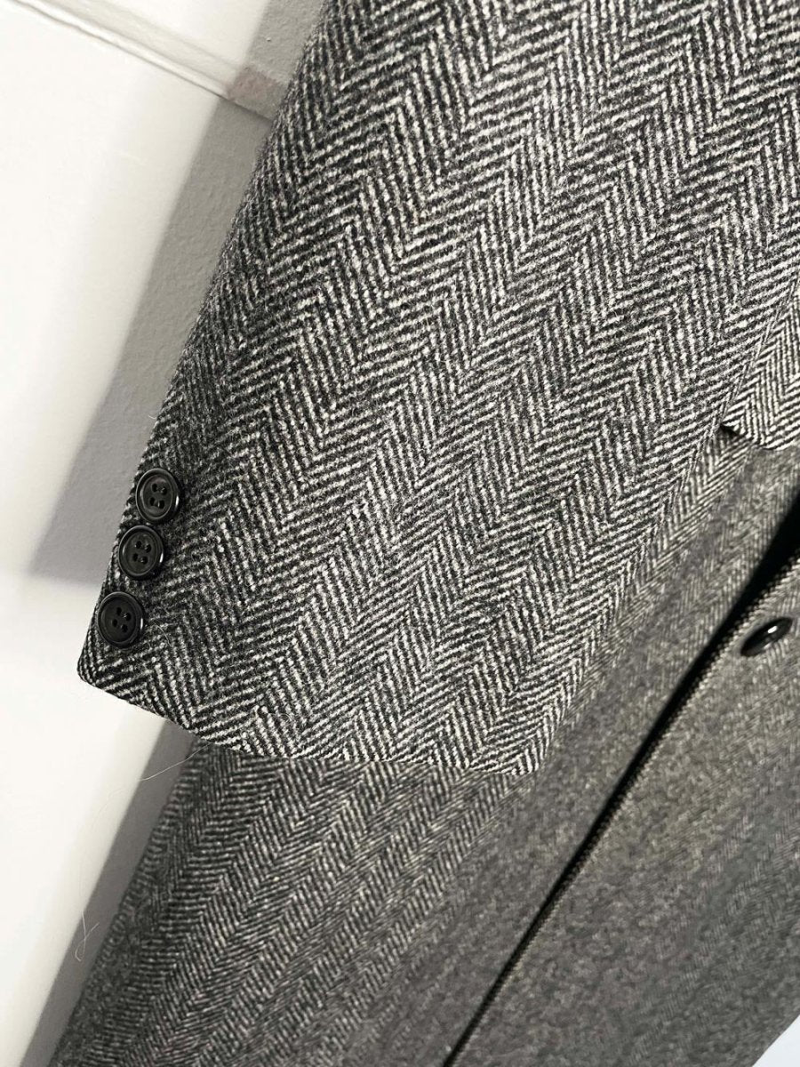 vintage aquascutum 100% wool herringbone single breasted coat - good market thrift store