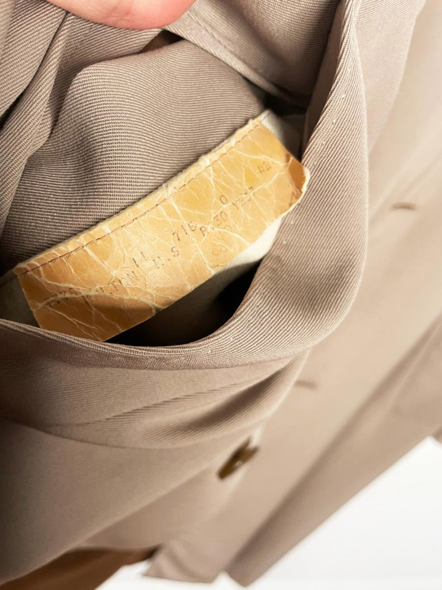 vintage aquascutum 100% wool minimal trench coat - good market thrift store