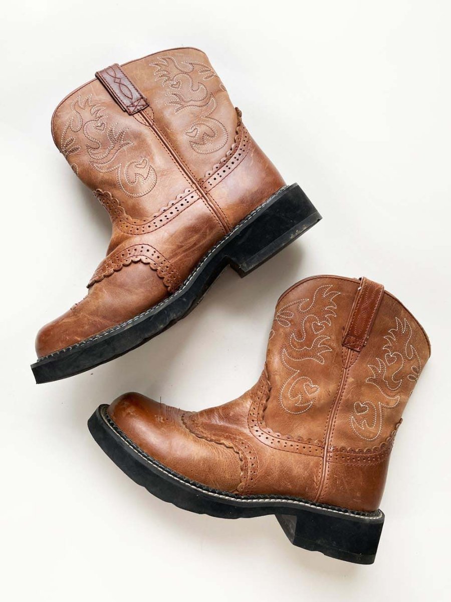 vintage ariat fatbaby leather western cowboy boots - good market thrift store