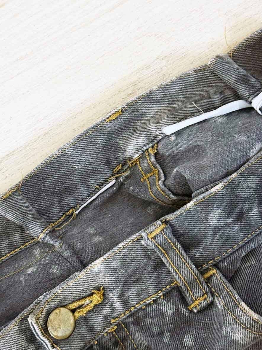 vintage arizona paint splatter raw hem jeans - good market thrift store