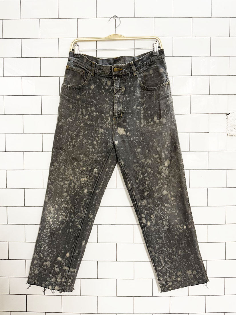 vintage arizona paint splatter raw hem jeans - good market thrift store