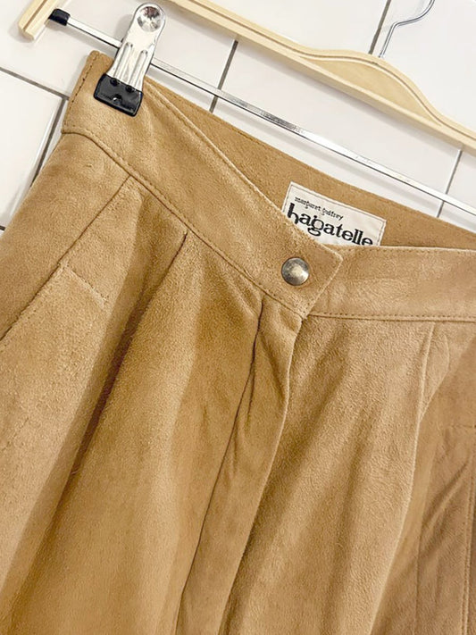 vintage bagatelle lamb suede high waist pleated trousers | union made in Canada - good market thrift store
