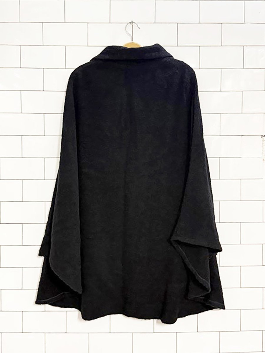 vintage celtic lambswool - blend knit cape | made in Ireland - good market thrift store