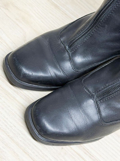 vintage christian frachet leather front zip low heeled boot | made in Canada - good market thrift store