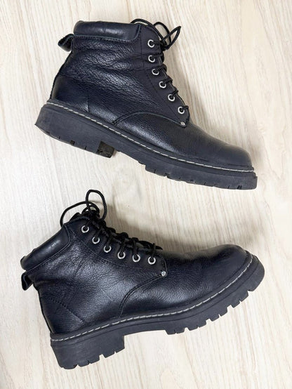 vintage cougar leather waterproof lace up hiker boots - good market thrift store