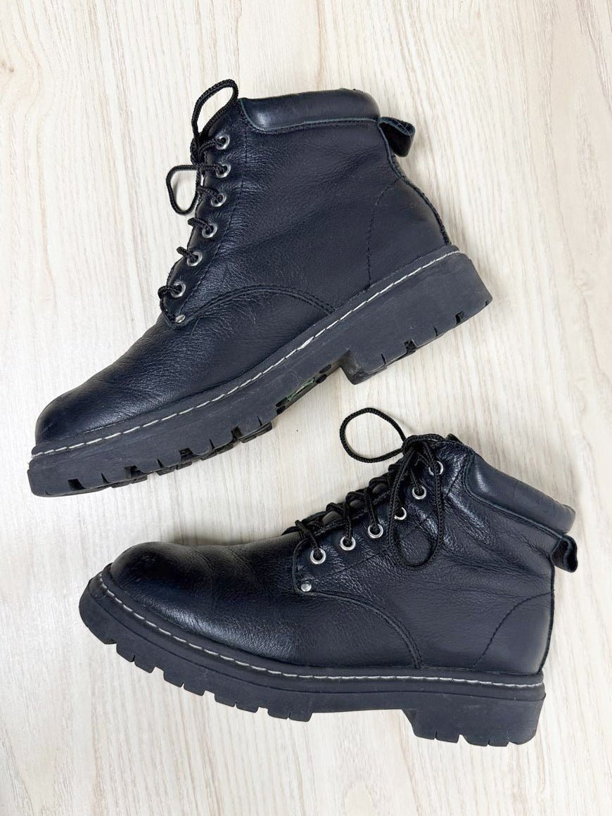 vintage cougar leather waterproof lace up hiker boots - good market thrift store