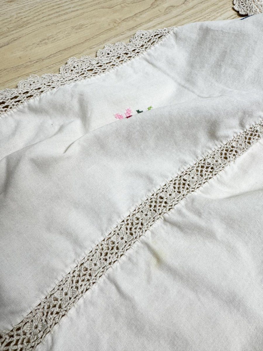 vintage crochet trim hand-embroidered square table cloth - good market thrift store
