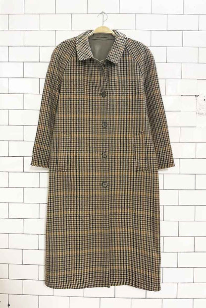 vintage daks 100% wool reversible houndstooth belted coat | made in England - good market thrift store
