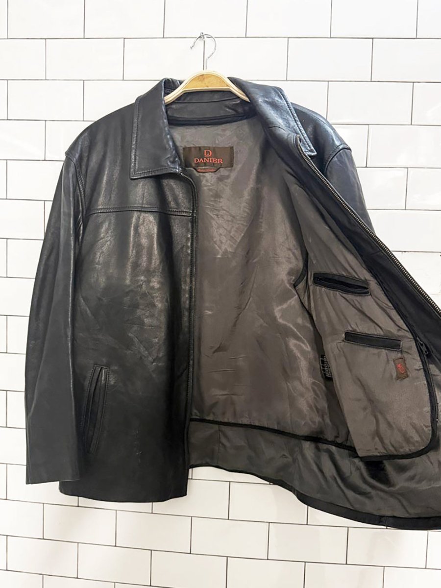 vintage danier soft italian leather full zip jacket | removable lining | made in Canada - good market thrift store