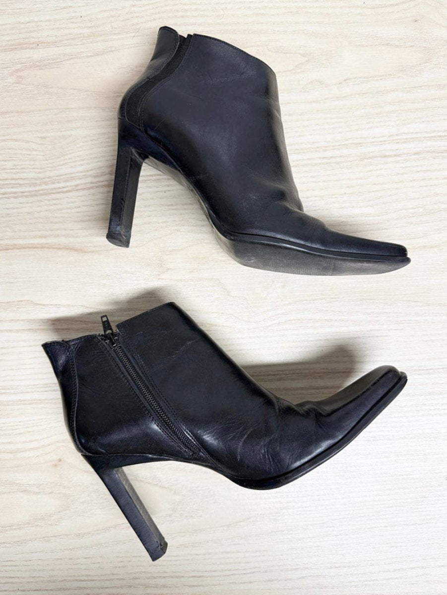 vintage diba USA leather square toe skinny heeled boot | made in Brazil - good market thrift store