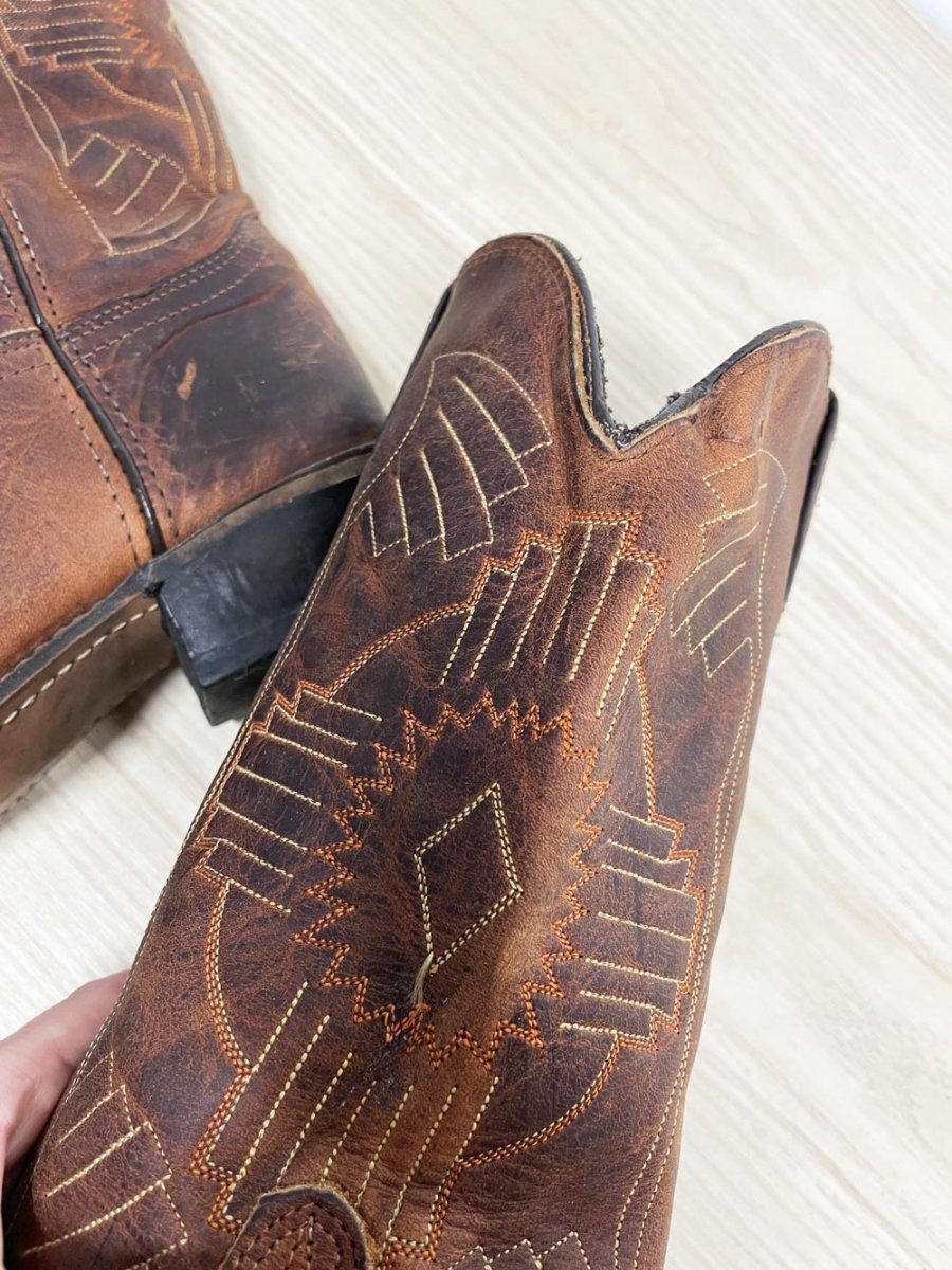 vintage durango southwestern embroidered leather cowboy boots - good market thrift store