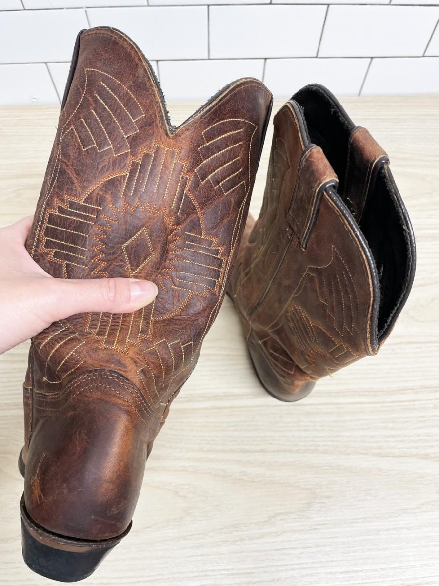vintage durango southwestern embroidered leather cowboy boots - good market thrift store