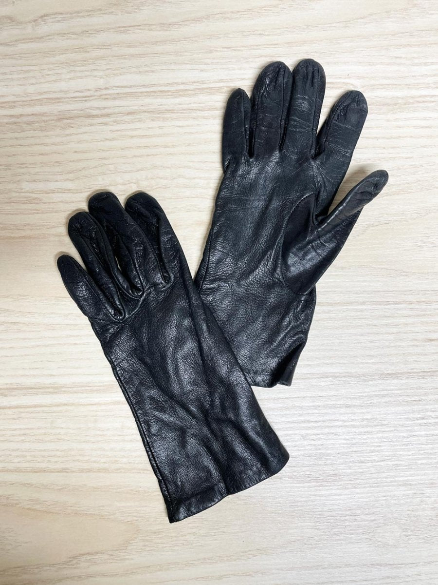 vintage eaton lambskin leather gloves | silk lining | made in Italy - good market thrift store