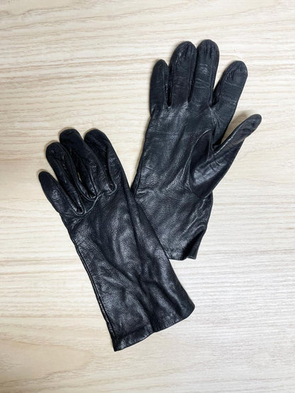vintage eaton lambskin leather gloves | silk lining | made in Italy - good market thrift store