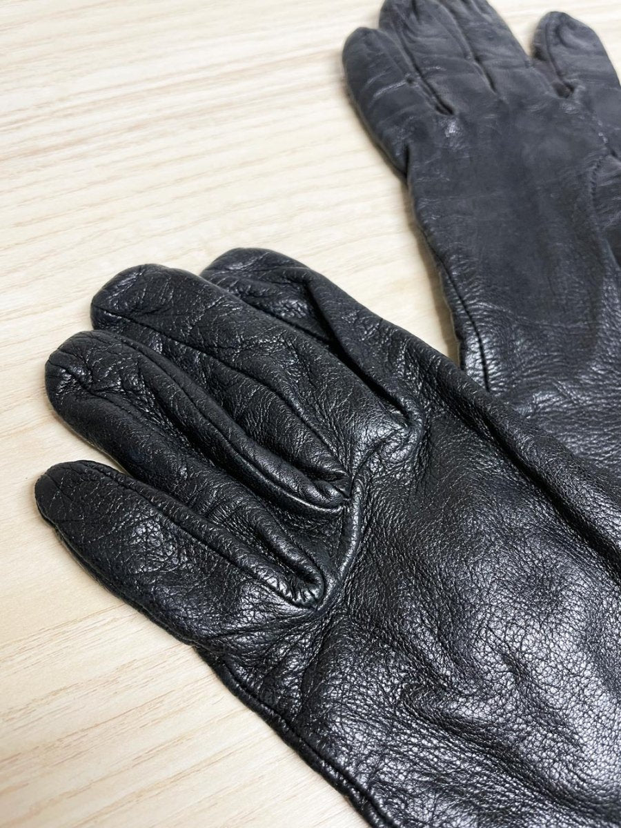 vintage eaton lambskin leather gloves | silk lining | made in Italy - good market thrift store